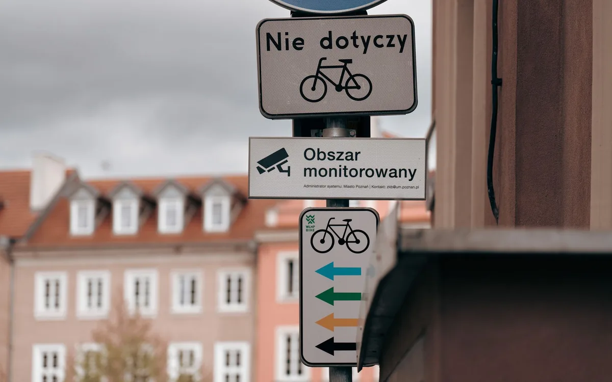 Kiedy pomagać, a kiedy obserwować z dystansu