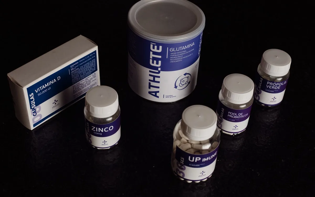 Preparaty specjalne: probiotyki, elektrolity, drożdże i oleje